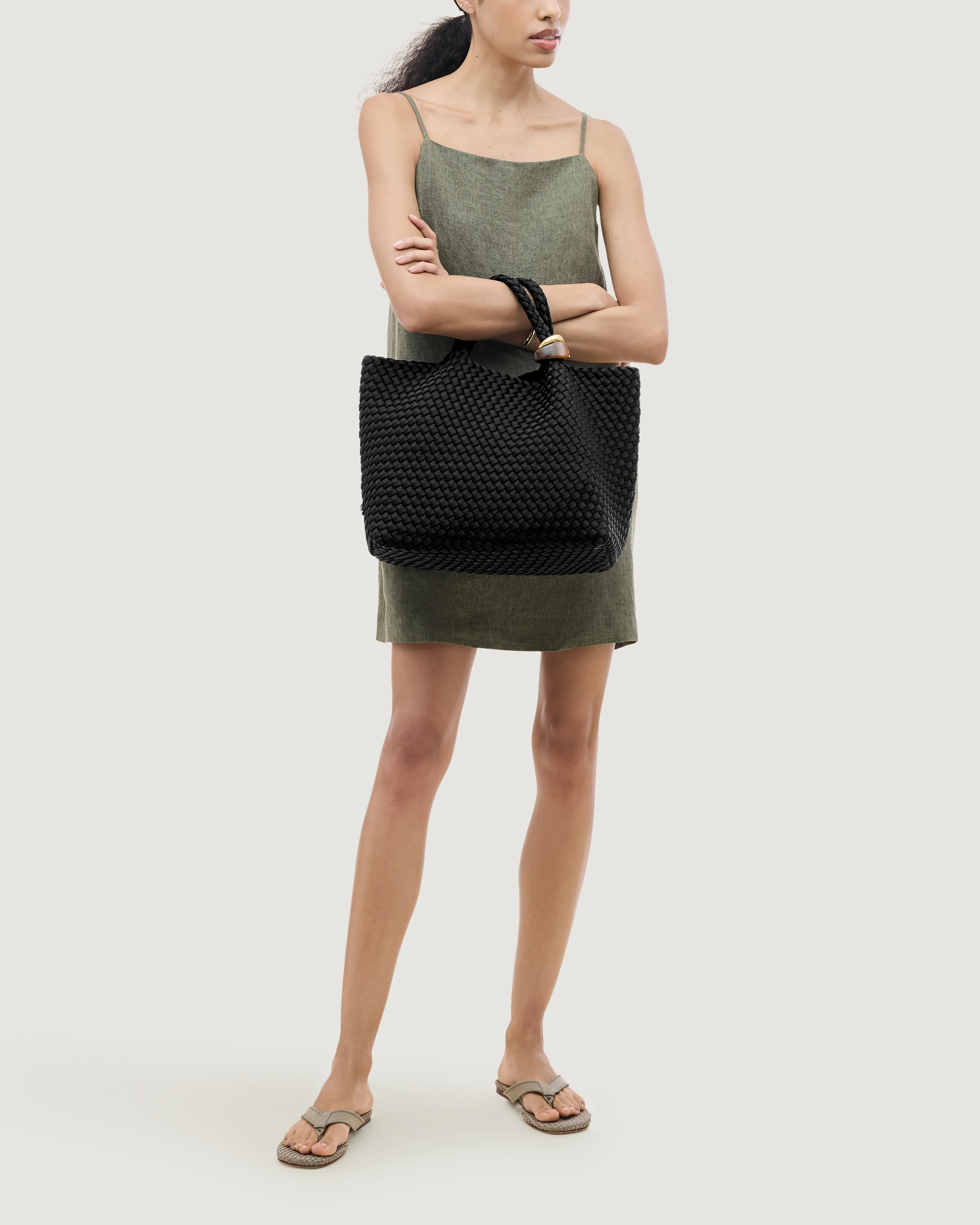 St. Barths Medium Tote Beads | Onyx - Image 6